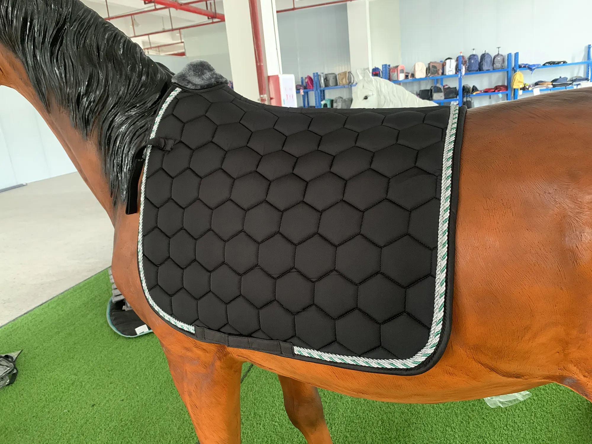 Horse Riding Saddle Pads-HT061 - Image 2